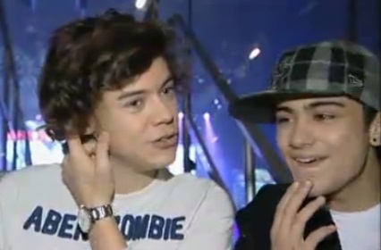  Zarry Bromance (Live Tour!!) I Can't Help Falling In 사랑 Wiv Zarry 100% Real :) x