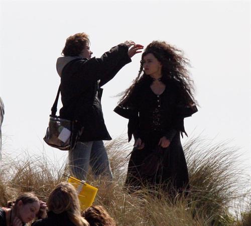  Hermione being Bellatrix - on the set