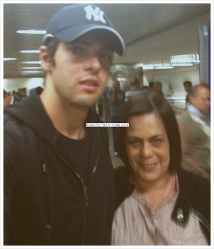  Kaka and his fan.IF I WERE THERE INSTEAD OF THAT WOMEN!