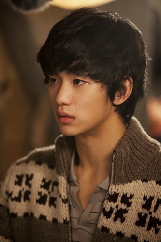  Kim Soo Hyun as Song Sam Dong