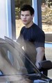 New Pics of Taylor Lautner in LA Sunday Feb 20th - twilight-series photo