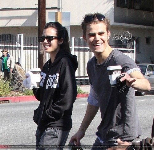  Paul Wesley & Torrey DeVitto - Mehr pics from Valentine's Tag