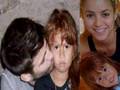 Piqué,Shakira and their child in 2007 - wags photo