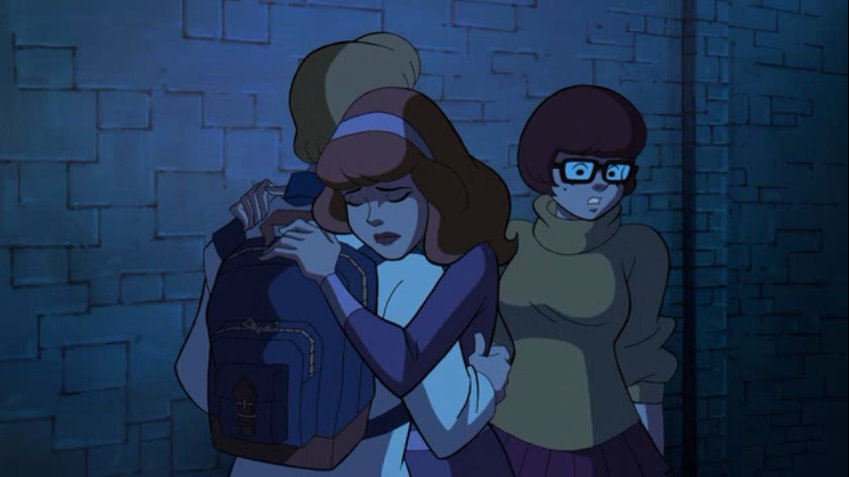 girl dating fred in scooby