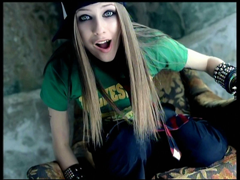 Avril Lavigne'Sk8er Boi' MV screencaps [HQ] Music Image (19783865