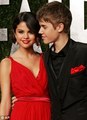 Justin Bieber & Selena Gomez Attend Vanity Fair Ocar Party 2gether In La 100% Real :) x - justin-bieber-and-selena-gomez photo