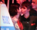 Justin and Selena KISSING at the Oscars - justin-bieber photo