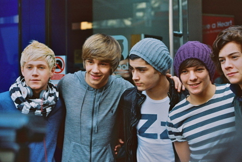  1D = Heartthrobs (I Ave Enternal Cinta 4 1D & I Get Totally Lost In Them Everyx 100% Real :) x