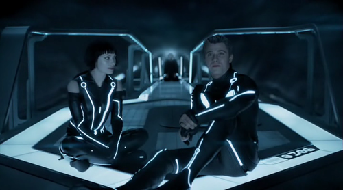  Awesome TRON: Legacy pics! :D