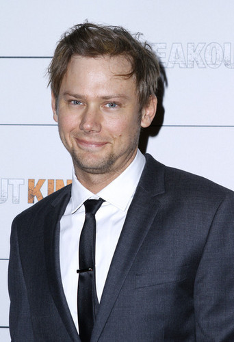  Jimmi Simpson @ the 'Breakout Kings' Premiere Party in New York