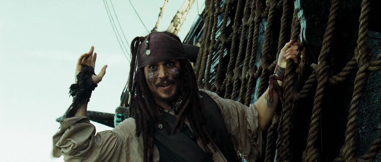 Пираты Карибского моря Джек Воробей убегает