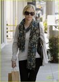 Reese out in Beverly Hills - reese-witherspoon photo