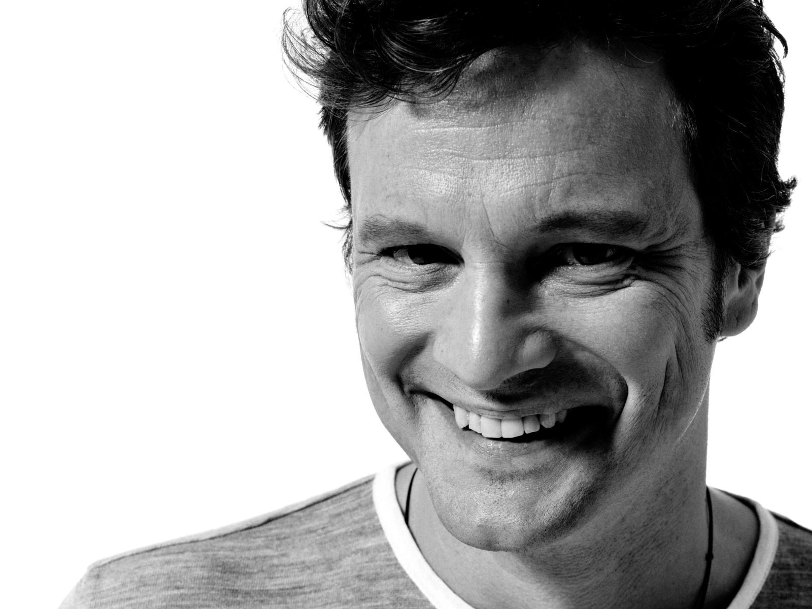 Colin Firth - Wallpaper Hot