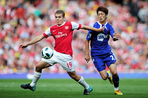 J. Wilshere playing for Arsenal