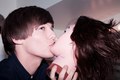 Louis kissing a doll!? - louis-tomlinson photo