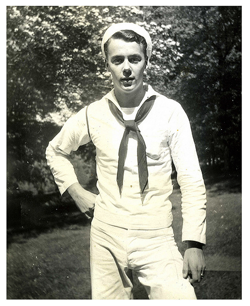 Gay Sailor Picture 11