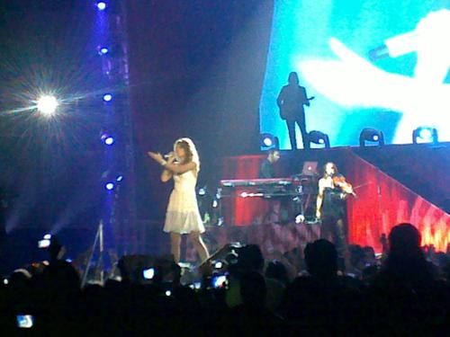  Speak Now World Tour: Quezon City, Philippines [February 19, 2011]