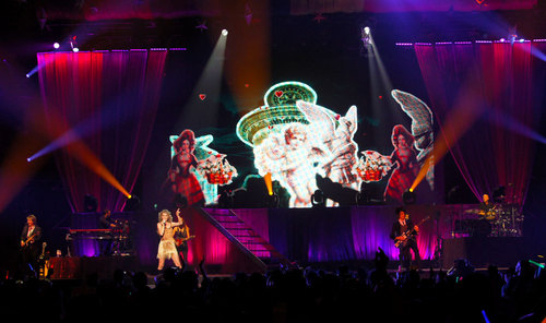  Speak Now World Tour: Tokyo, Nhật Bản [February 17, 2011]