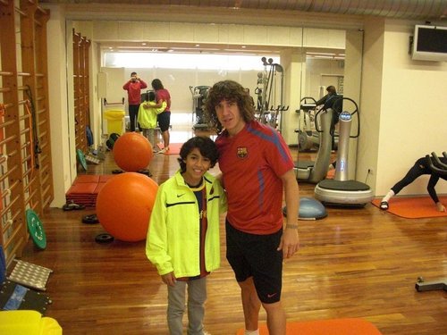  nephew 夏奇拉 Tarik played football with Piqué