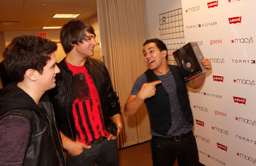 Carlos, Logan and James