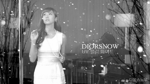  Jessica - Dior Snow