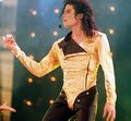 Michael Jackson- Dangerous Tour [= - michael-jackson photo
