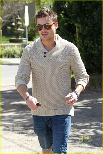 Zac out in West Hollywood