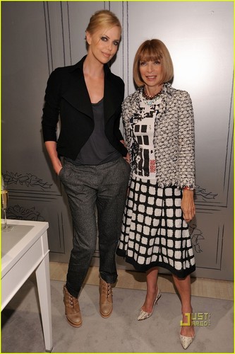  Charlize Theron: Fashion's Night Out with Dior!