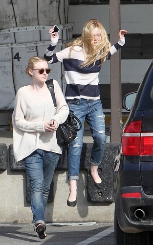  Elle & Dakota Fanning Out in West Hollywood (March 12)