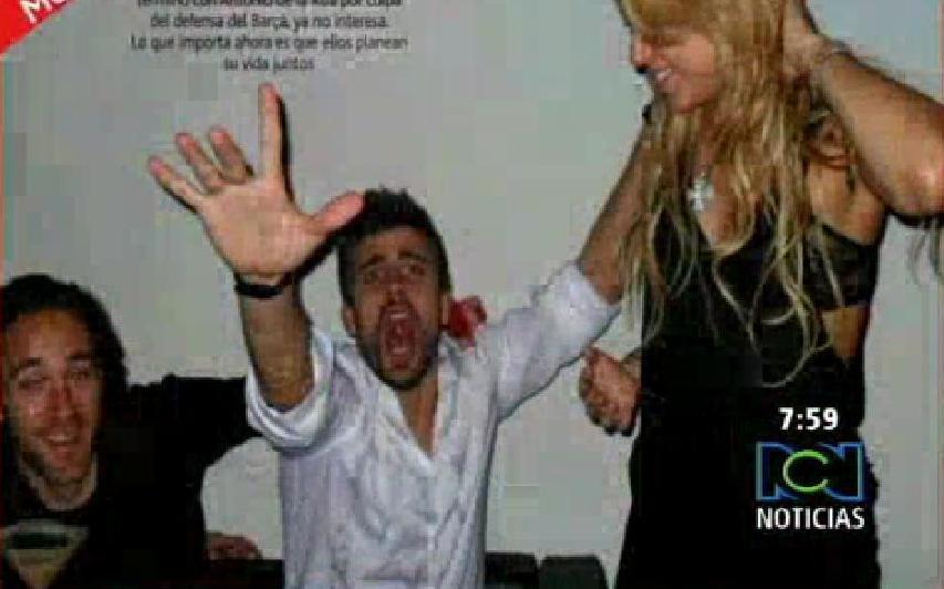 Shakira and Gerard Piqu birthday kisses