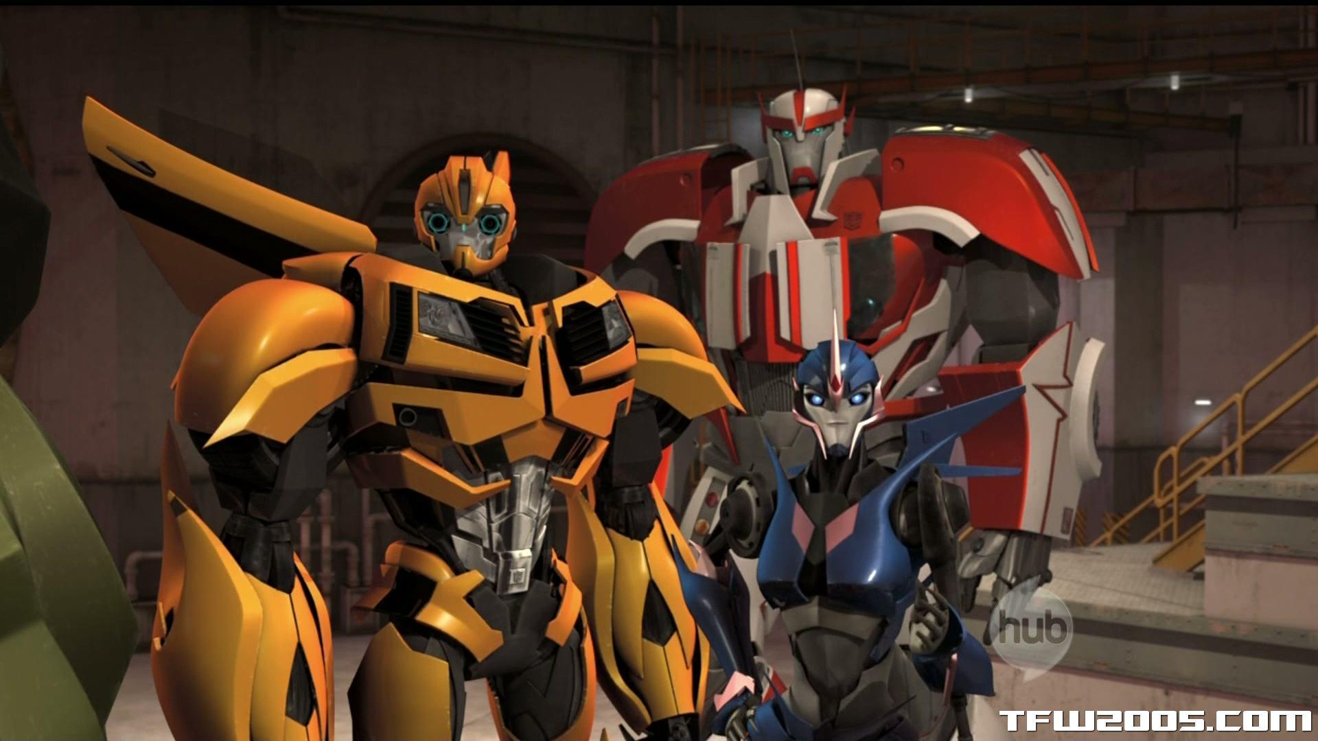 Transformers animated transform and roll out jawereffect