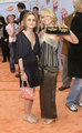 2004 - Kid's Choice Awards - mary-kate-and-ashley-olsen photo
