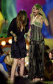 2004 - Kid's Choice Awards - mary-kate-and-ashley-olsen photo
