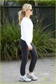 Reese Witherspoon Keeps It Casual - reese-witherspoon photo