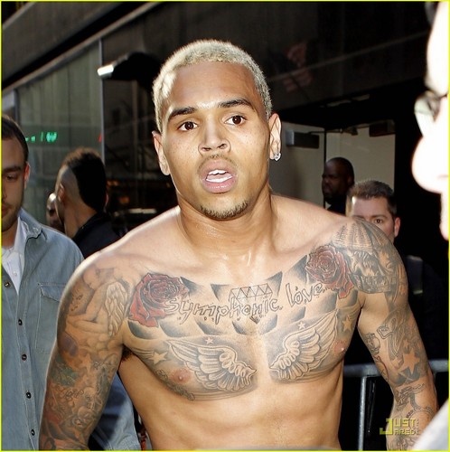  Chris Brown & ABC Respond to 'Good Morning America' Incident