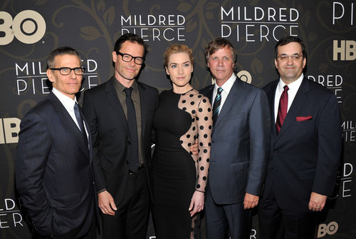  Kate Winslet in "Mildred Pierce" premiere 21.03 2011