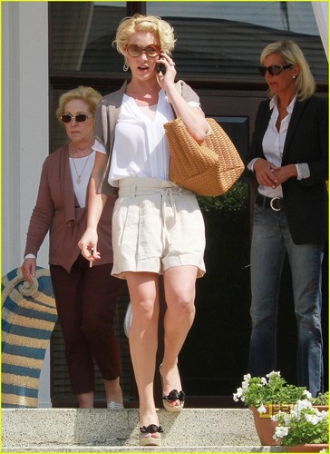  Katherine Heigl: pakaian renang, baju renang Shopping with Mom!