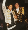 MJ in Thriller Era_Sweetie:) - michael-jackson photo