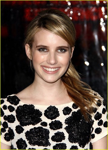  Emma Roberts 'Never Thought' She'd Be in 'Scream 4'
