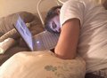 Justin sleeping on his laptop x) - justin-bieber photo