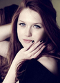 New/Old pic from Dirty Glam photoshoot - bonnie-wright photo