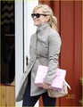 Reese Witherspoon: Brentwood Country Mart Visit! - reese-witherspoon photo