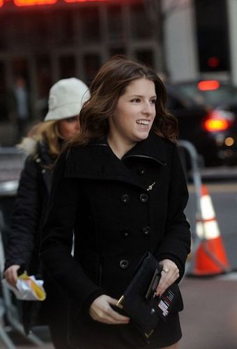  Anna Kendrick with fan (Comedy Awards) In NYC (March 26)