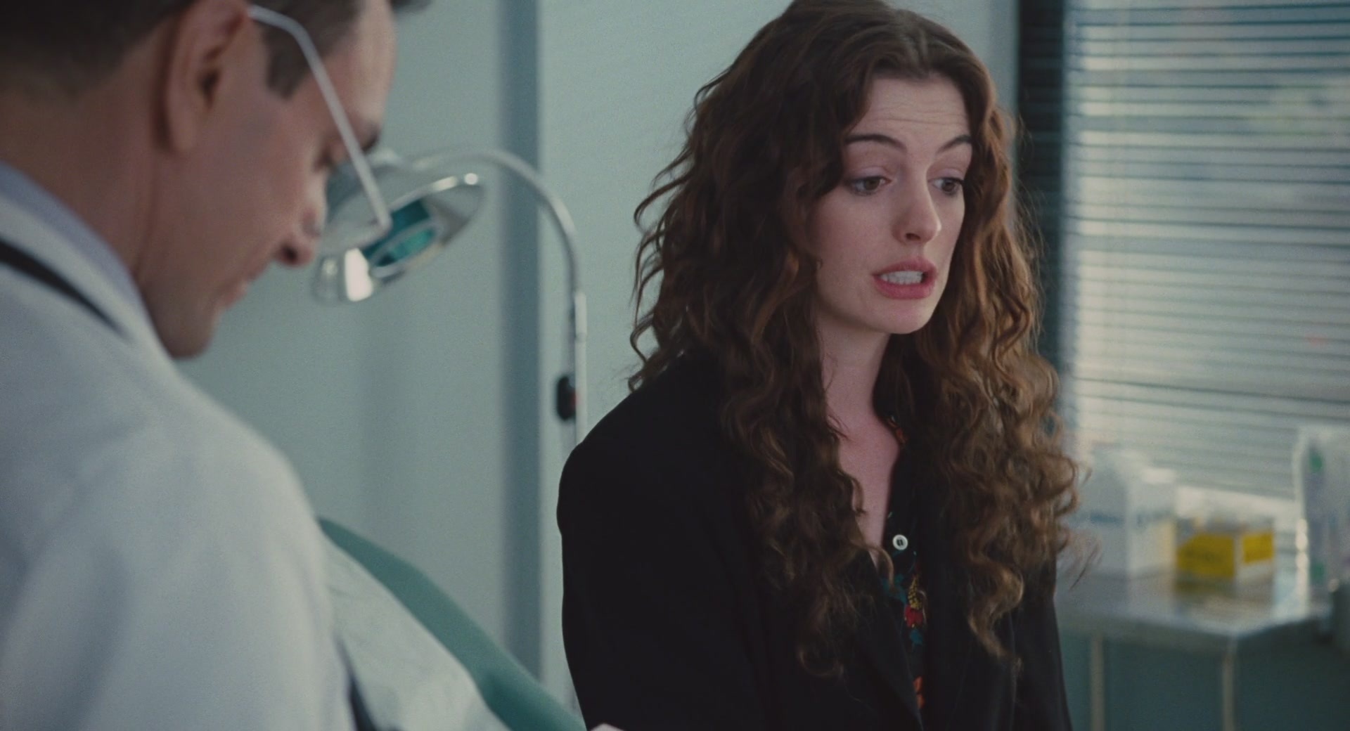 Love and other Drugs - Anne Hathaway Image (20536610) - Fanpop