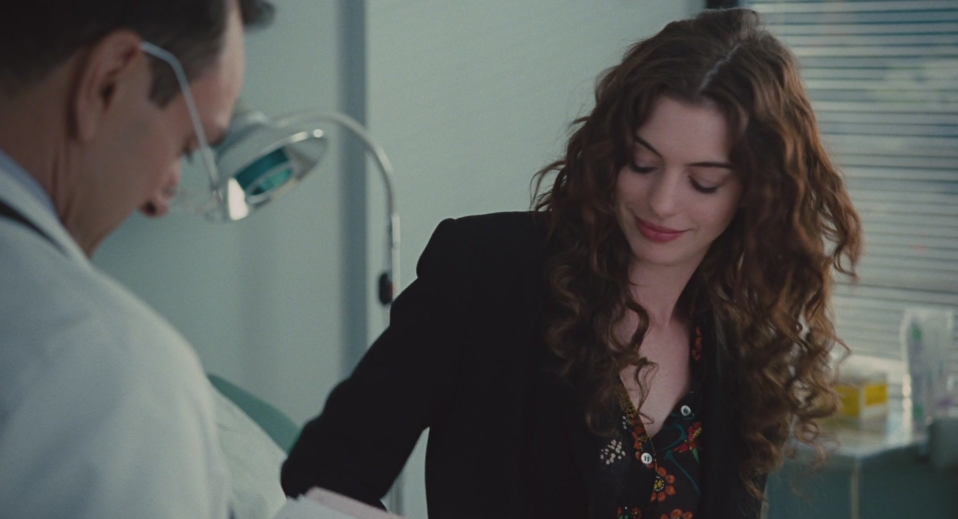 Love and other Drugs - Anne Hathaway Image (20536792) - Fanpop