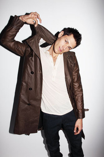  foto's of Alex Meraz for Nylon Young Hollywood