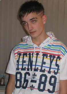 Tom Parker In Early Teens (Sizzling Hot) He's Reali Fit! (I Love EVERYFING Bout Him!) 100% Real :) x