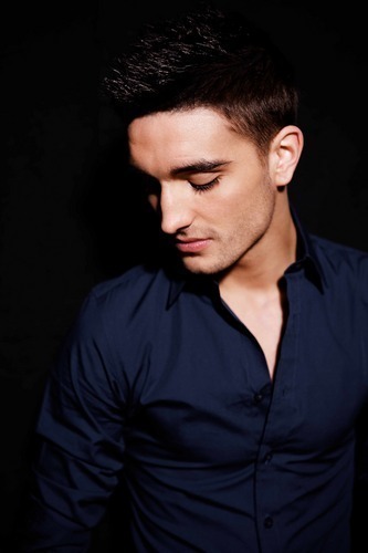  Tom Parker (Sizzling Hot) 100% Real :) x