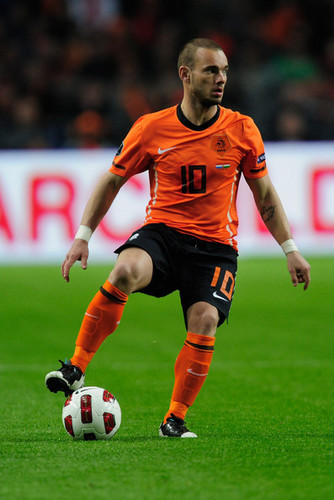 W. Sneijder (Holland - Hungary)
