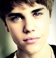 'you`ve got that smile, that only heaven can make.' <3 - justin-bieber photo